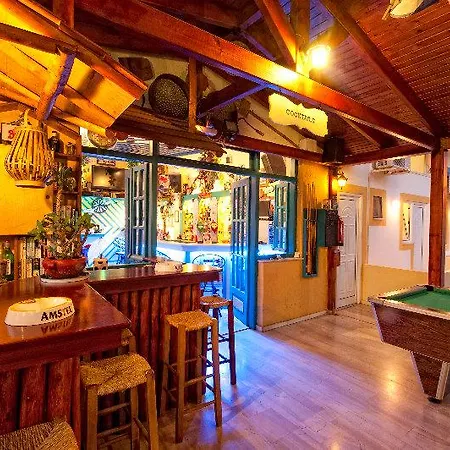 Aparthotel Vasilakis & 3*