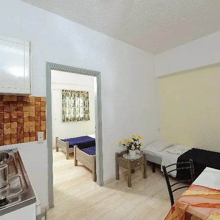 Aparthotel Vasilakis &